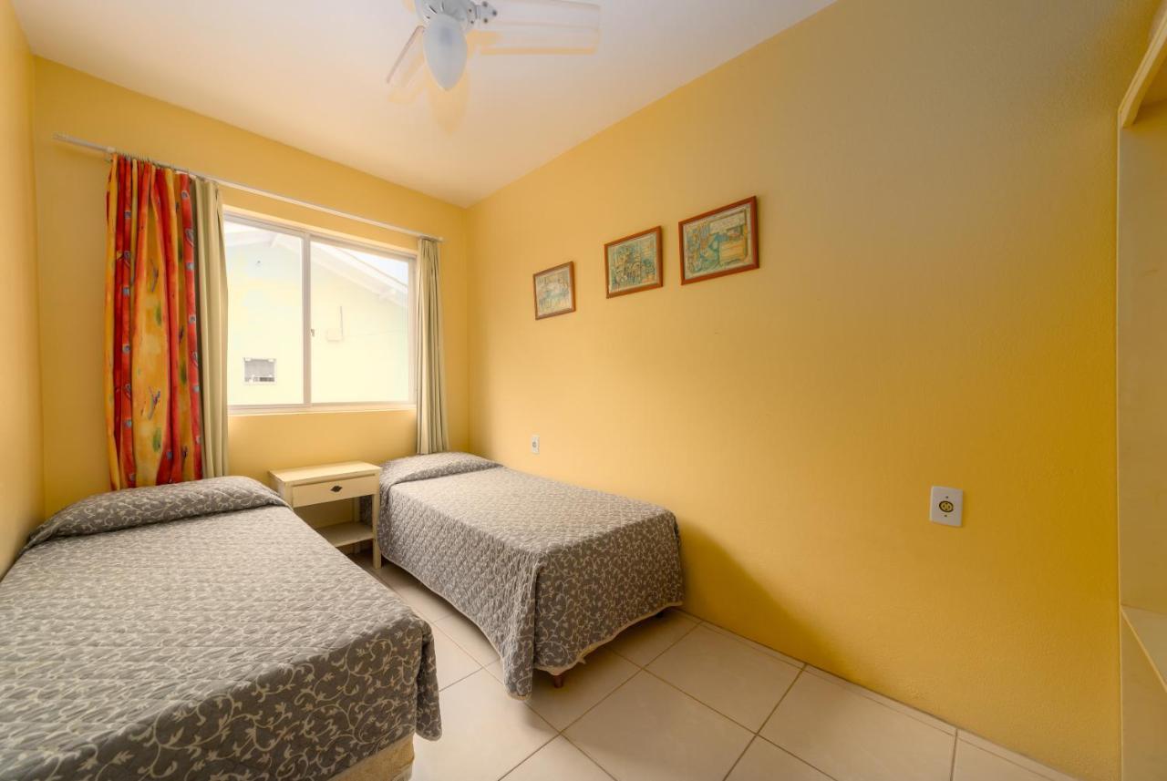 Residencial Kelly Cristina Apartment Bombinhas Exterior foto